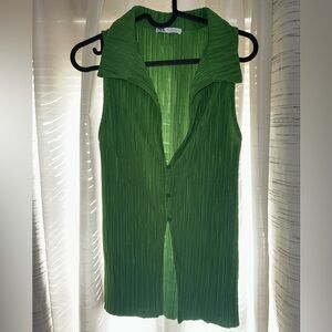 Zara Vibrant Green Button-Down Sleeveless Shirt